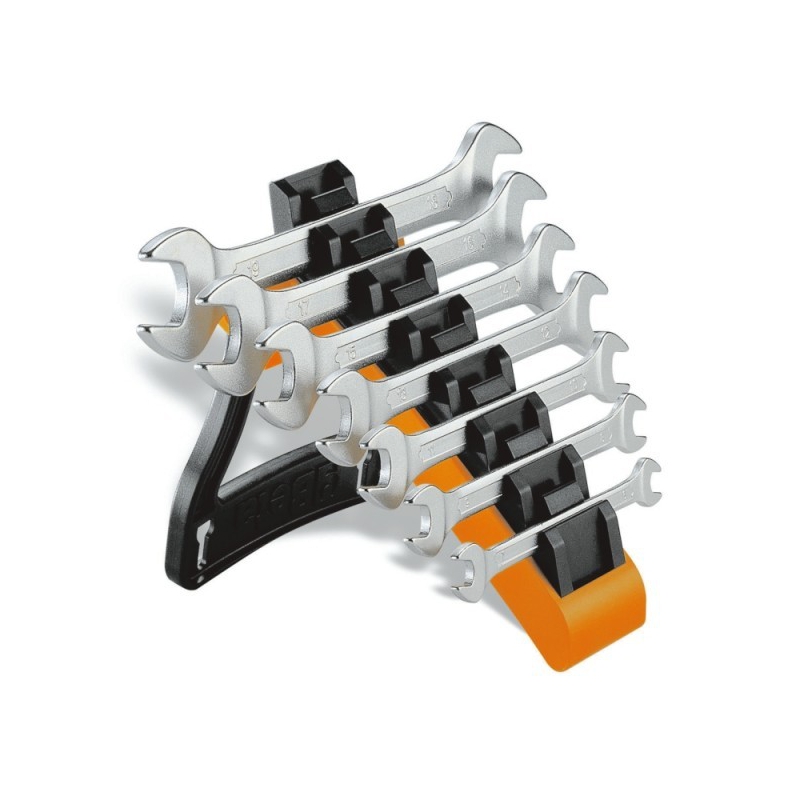 Beta 7-piece set of ring spanners on a standard